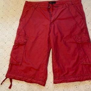 Xray Jeans, cargo shorts men’s size 34. Rusty red.